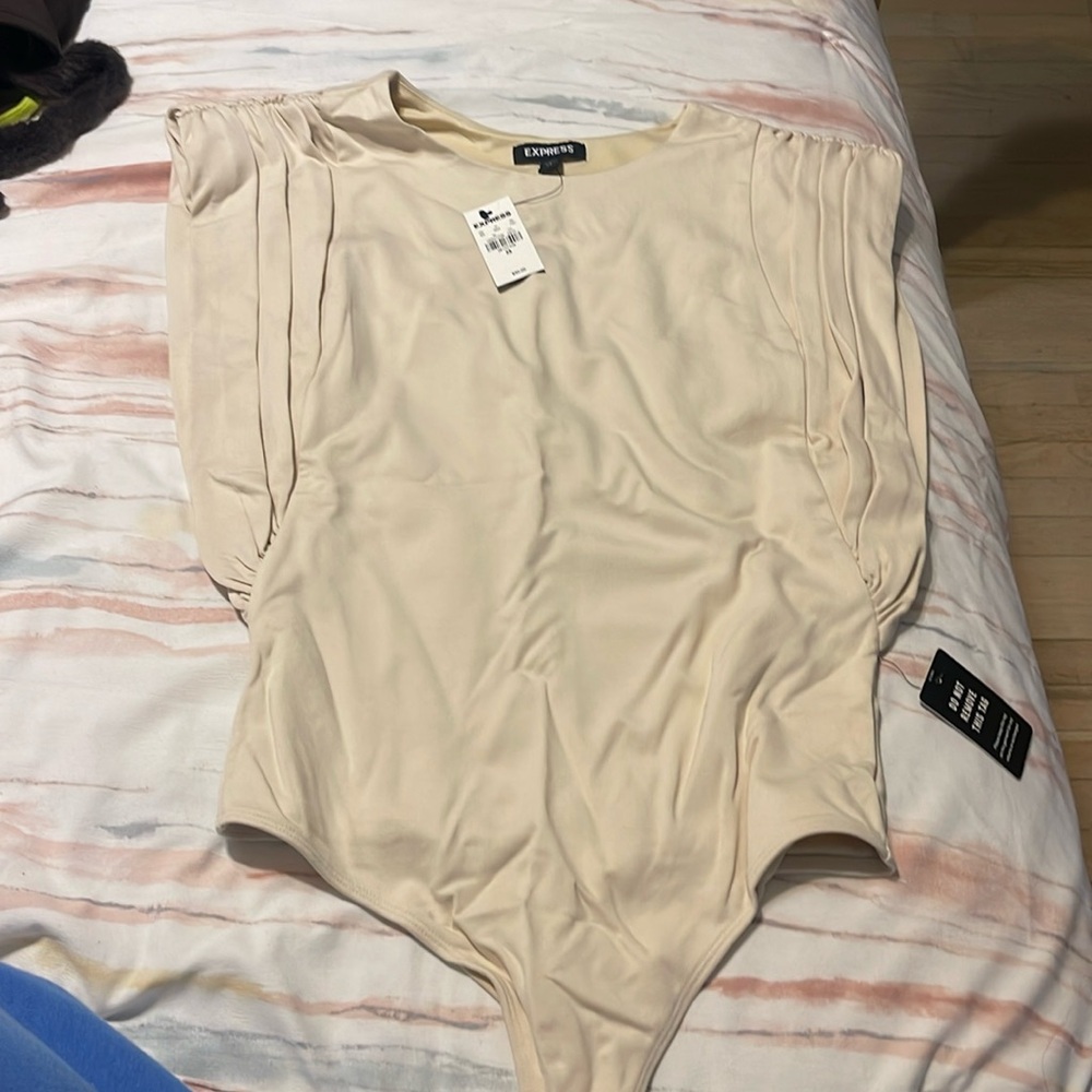 Express body suit